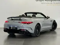Usado Mercedes SL43 AMG AMG 381 CV (280 kW) 2022 Gris / plata Descapotable