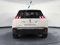 Usado Peugeot 2008 Active 110 CV (80 kW) 2024 Blanco SUV