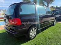 Usado Seat Alhambra Reference 140 CV (102 kW) 2006 Negro Monovolumen