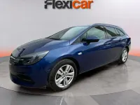 Usado Opel Astra Business Elegance 131 CV (96 kW) 2021 Azul Familiar