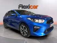 Usado Kia Ceed 115 CV (84 kW) 2020 Azul Utilitario