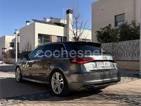 Usado Audi A3 Attraction 122 CV (89 kW) 2014 Gris / plata Berlina