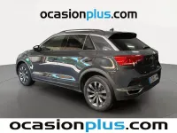 Usado VW T-Roc Advance 110 CV (80 kW) 2021 Gris SUV