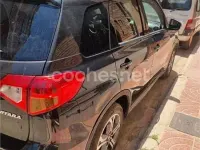Usado Suzuki Vitara GLX 120 CV (88 kW) 2016 Negro SUV