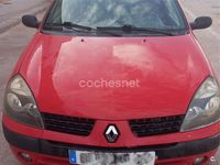 Usado Renault Clio II Expression 80 CV (58 kW) 2003 Rojo Berlina