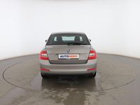 Usado Skoda Octavia Ambition 105 CV (77 kW) 2014 Gris Utilitario