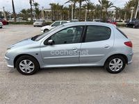 Usado Peugeot 206 110 CV (80 kW) 2005 Gris / plata Berlina