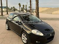 Usado Fiat Grande Punto Sport 130 CV (95 kW) 2005 Negro Utilitario