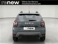 Usado Dacia Duster Expression 100 CV (73 kW) 2024 Verde SUV