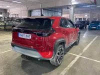 Usado Toyota Yaris Cross Active 130 CV (95 kW) 2025 Rojo SUV