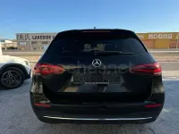 Usado Mercedes B180 116 CV (85 kW) 2020 Negro Utilitario