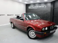Usado BMW 318 Cabriolet 115 CV (84 kW) 1993 Granate Descapotable