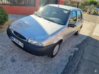 Usado Ford Fiesta Studio 75 CV (55 kW) 1996 Gris / plata Utilitario