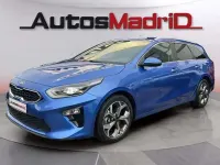 Usado Kia Ceed 136 CV (100 kW) 2021 Azul Utilitario