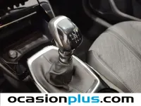 Usado Peugeot 208 Allure 100 CV (73 kW) 2025 Gris plata Utilitario