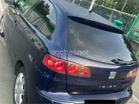 Usado Seat Ibiza Reference 100 CV (73 kW) 2006 Azul Utilitario