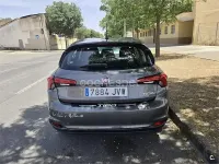 Usado Fiat Tipo Lounge 120 CV (88 kW) 2016 Gris / plata Berlina
