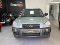Usado Hyundai Tucson Classic 142 CV (104 kW) 2010 Gris / plata SUV
