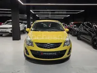 Usado Opel Corsa 95 CV (69 kW) 2011 Amarillo Utilitario