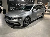 Usado VW Passat R-line 150 CV (110 kW) 2020 Gris / plata Familiar
