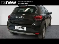 Usado Dacia Sandero Essentiel 91 CV (66 kW) 2023 Negro Berlina