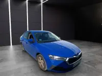 Usado Skoda Octavia Active 116 CV (85 kW) 2022 Azul Berlina