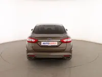 Usado Ford Mondeo Vignale 180 CV (132 kW) 2017 Marrón Berlina