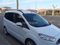 Usado Ford Tourneo Courier Trend 100 CV (73 kW) 2017 Blanco Monovolumen