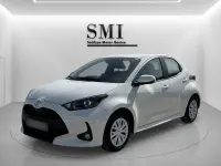 Usado Toyota Yaris Business Edition 69 CV (50 kW) 2022 Blanco Utilitario