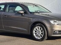 Usado Audi A3 Ambiente 122 CV (89 kW) 2013 Negro Utilitario