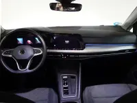 Usado VW Golf VIII Life 116 CV (85 kW) 2021 Plateado Utilitario
