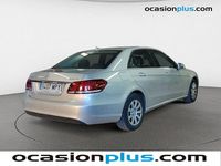 Usado Mercedes E200 136 CV (100 kW) 2015 Gris plata Berlina