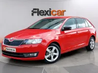 Usado Skoda Rapid Active 90 CV (66 kW) 2016 Rojo Utilitario