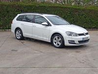 Usado VW Golf VII Advance 105 CV (77 kW) 2014 Blanco Familiar