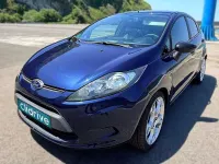 Usado Ford Fiesta Trend 82 CV (60 kW) 2012 Azul Utilitario