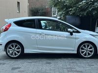 Usado Ford Fiesta Sport 95 CV (69 kW) 2013 Blanco Berlina