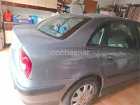 Usado Citroën C5 Exclusive 138 CV (101 kW) 2004 Gris / plata Berlina