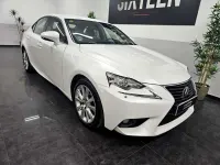 Usado Lexus IS300h Executive Line 223 CV (164 kW) 2014 Blanco Berlina