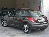 Usado Peugeot 207 95 CV (69 kW) 2010 Negro Berlina
