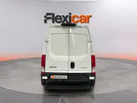 Usado Iveco Daily 156 CV (114 kW) 2023 Blanco Van