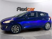 Usado Ford Fiesta Active 86 CV (63 kW) 2018 Azul Utilitario