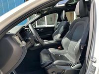 usado Volvo XC60 B4 R-Design AWD Aut.