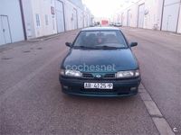 Usado Nissan Primera 75 HP (55 kW) 1996 Verde Carrinha