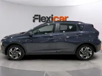 Usado Hyundai Bayon 84 CV (61 kW) 2023 Gris SUV