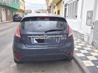 Usado Ford Fiesta Titanium 75 CV (55 kW) 2014 Gris / plata Utilitario