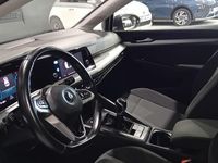 Usado VW Golf VIII Life 115 CV (84 kW) 2022 Gris Berlina