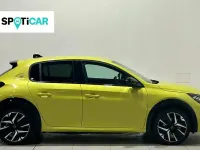 Usado Peugeot e-208 GT 114 kW (156 CV) 2024 Amarillo Utilitario