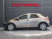 Usado Honda Civic Executive 140 CV (102 kW) 2006 Gris Utilitario