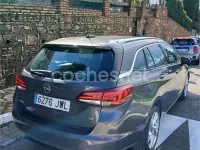 Usado Opel Astra Business 110 CV (80 kW) 2017 Gris / plata Familiar