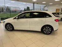 Usado Mercedes B200 150 CV (110 kW) 2021 Blanco Monovolumen